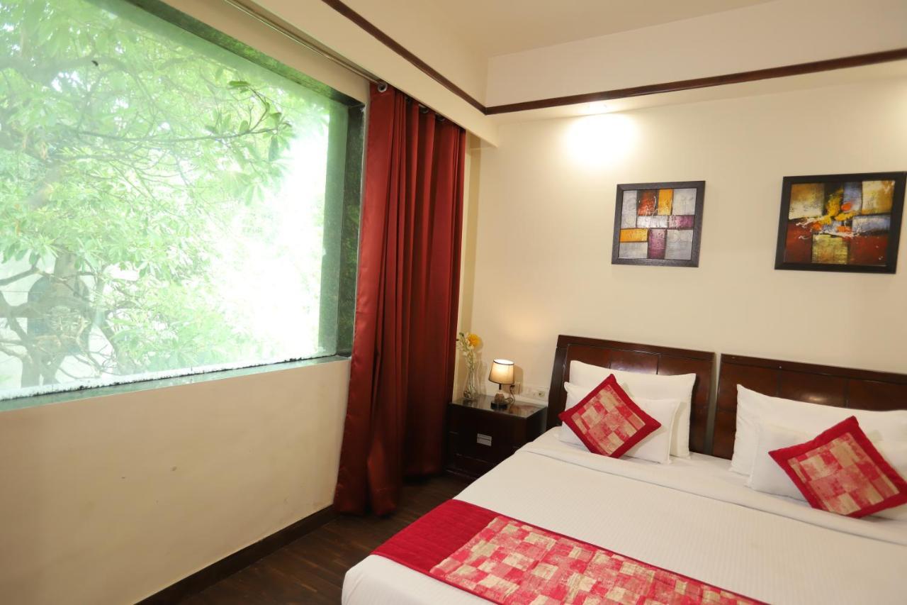 Hotel The Picasso Residency - Naraina Nové Dillí Exteriér fotografie